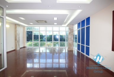 A large office for rent in Dong Da,Hanoi.